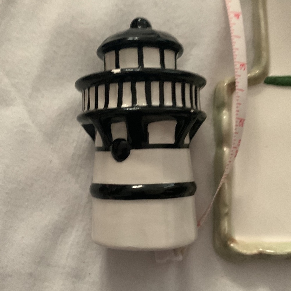DONATED - Lighthouse Table Set - Picture 6 of 16